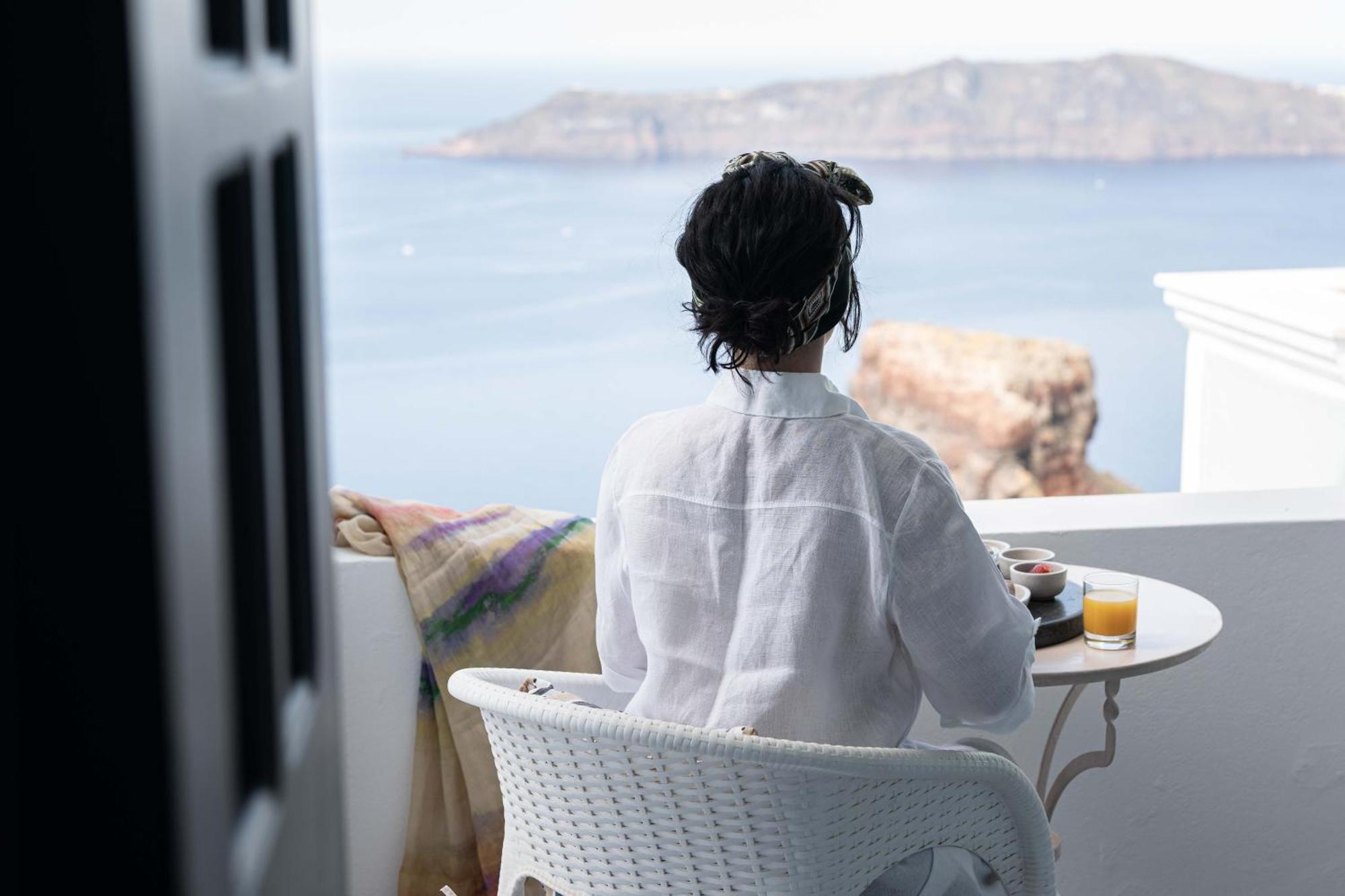 مبيت وإفطار إيميروفيغلي La Roka, Cliffside Memories المظهر الخارجي الصورة